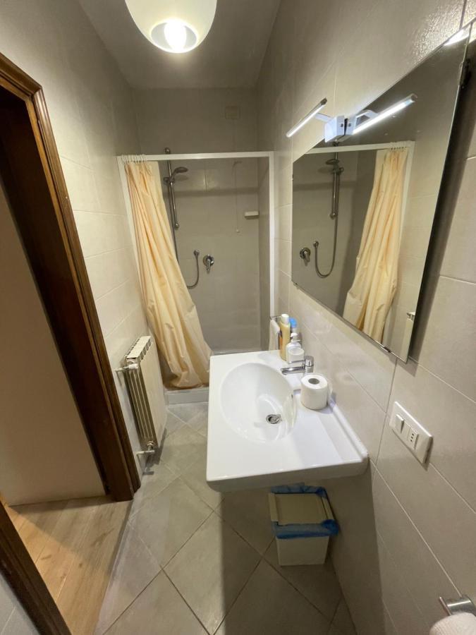 Romantic Enchantment With Private Bathroom Venesia Bagian luar foto