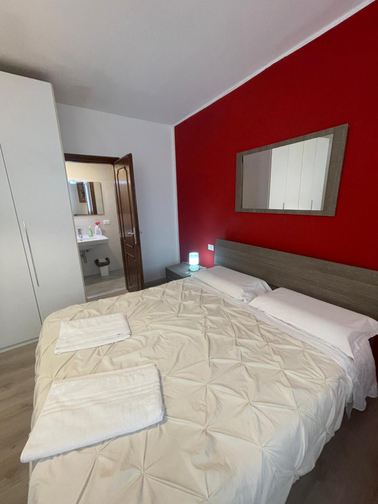 Romantic Enchantment With Private Bathroom Venesia Bagian luar foto